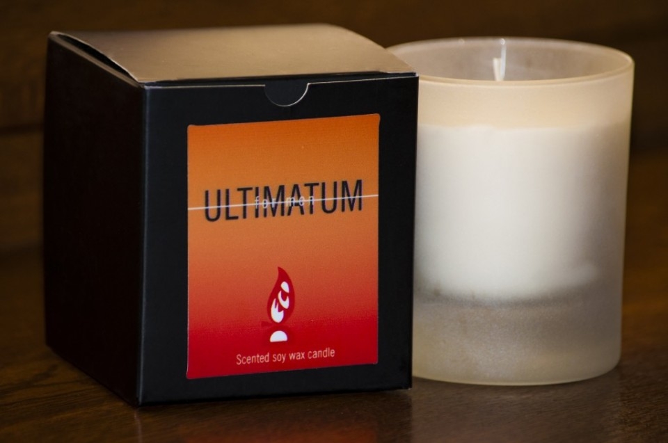 Candela sticla ceara soia 40h Ultimatum 130g - D`ECO